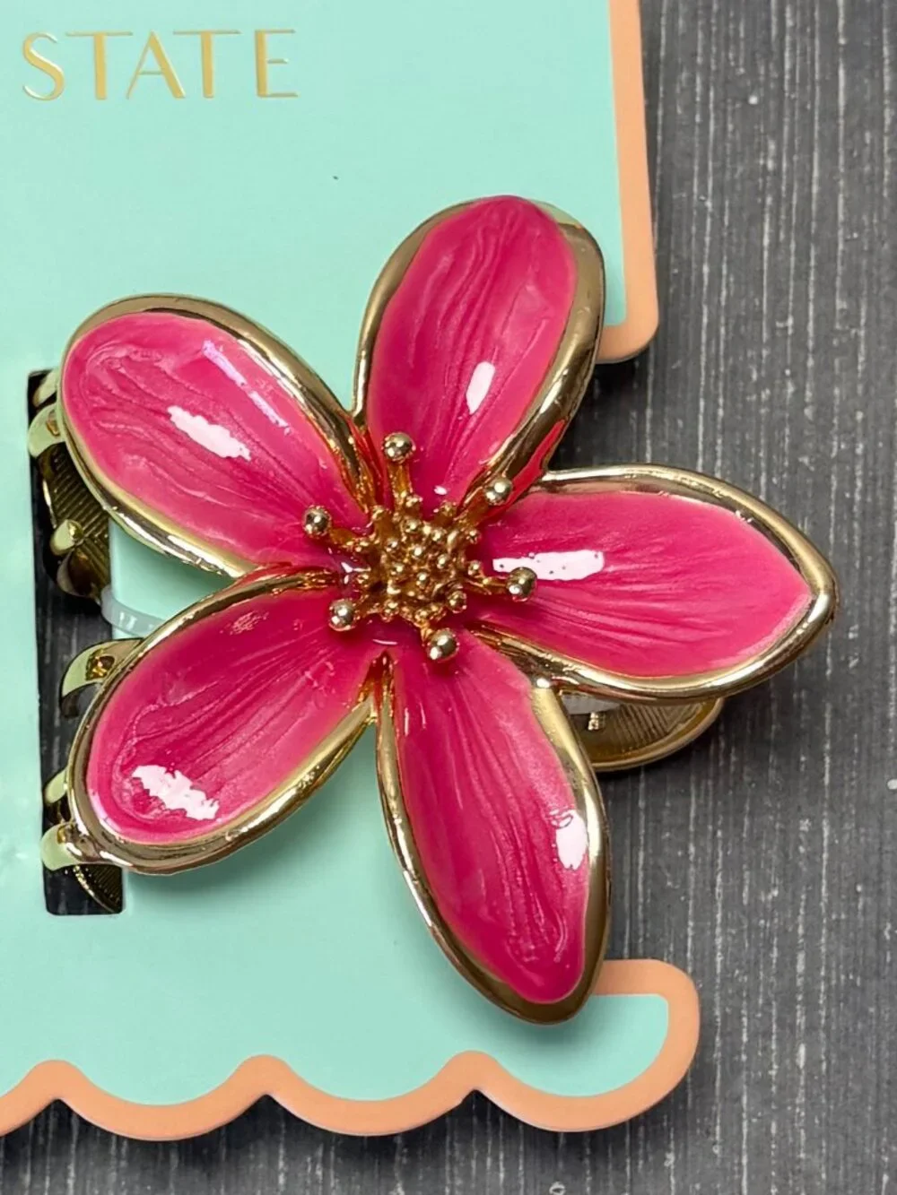 NWT - Sunday State Metal Hair Claw Clips - Set of 2 - Hot Pink / Yellow Plumeria